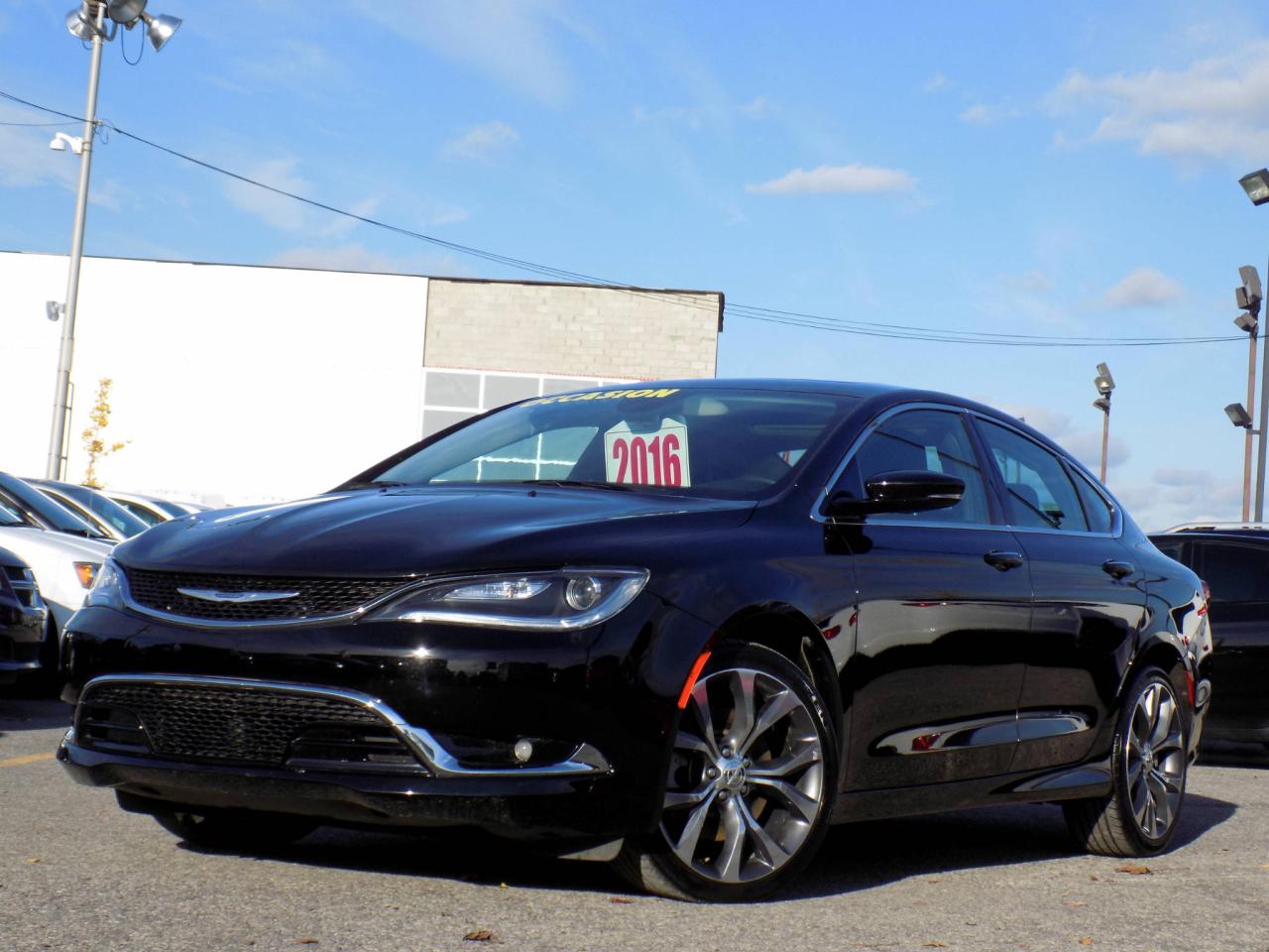 Used 2016 Chrysler 200 C *V6*CUIR*TOIT*GPS*9 VITESSES* for sale in Brossard, QC