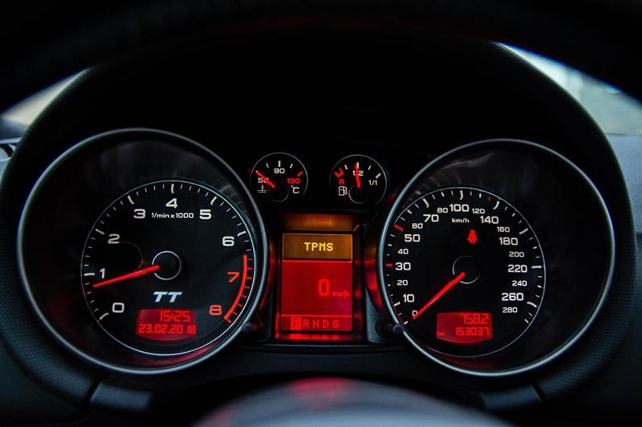 651105.11395810