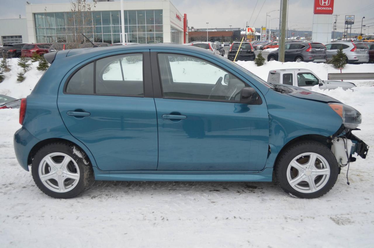 <a href=https://www.autoaubaine.com/Nissan-Micra-c6813766.html>https://www.autoaubaine.com/Nissan-Micra-c6813766.html</a>

Nissan Micra SR 2015, Moteur 4 cylindres, 1.6 litres, automatique, caméra de recul,  miroirs électriques, régulateur de vitesse, verrouillage électrique, jante (mag),...Cest un véhicule gravement accidenté, le ballon au volant est sauté. Pour de plus amples informations 418-227-3345, sans frais 1-866-227-3345 sur le cellulaire de notre vendeur 418-225-7573 ou sur notre site internet www.entreprisespejacques.com et nous prenons les échanges.
