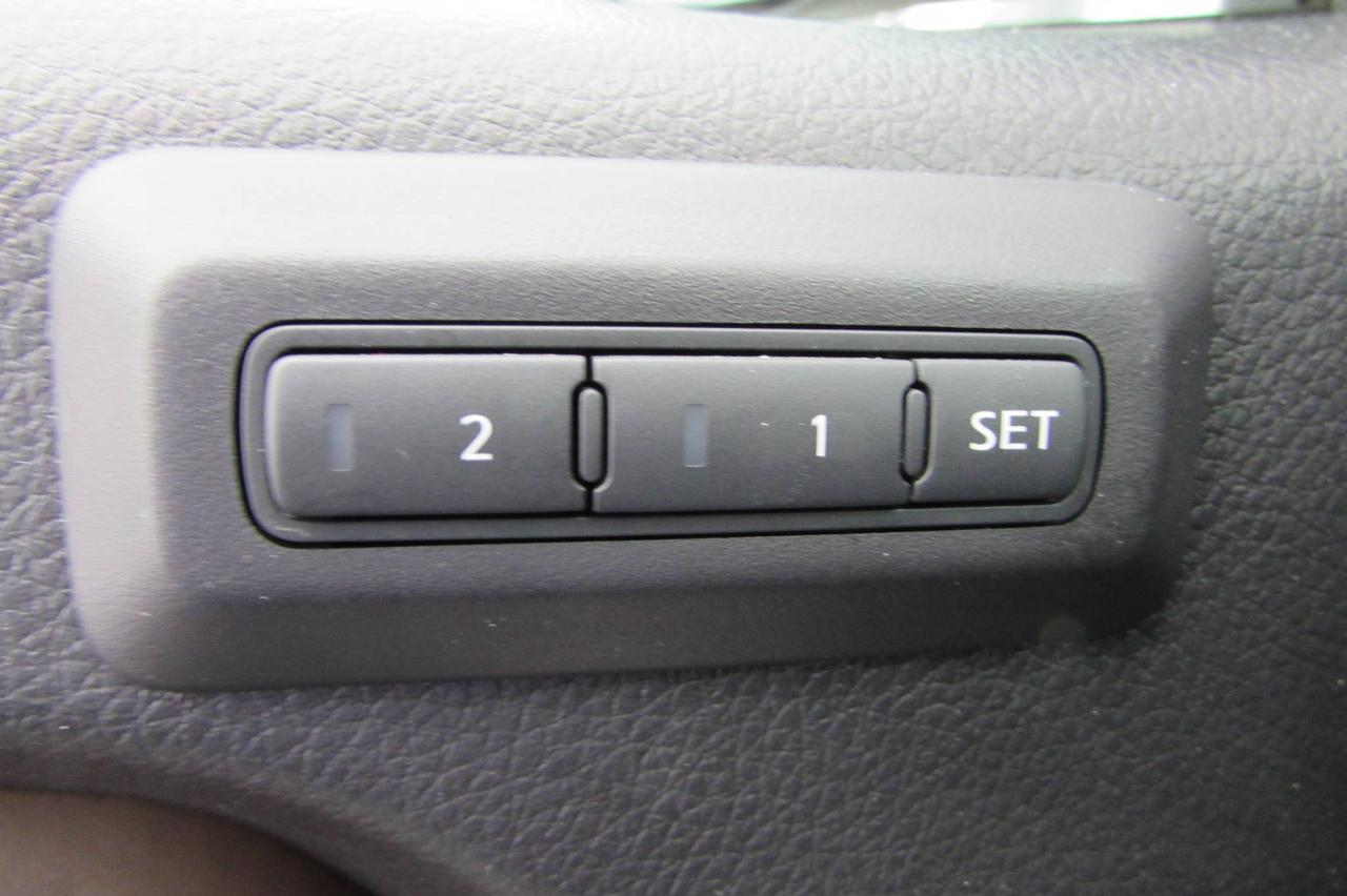 651209.11397949