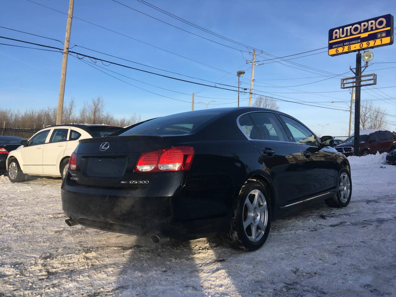 651243