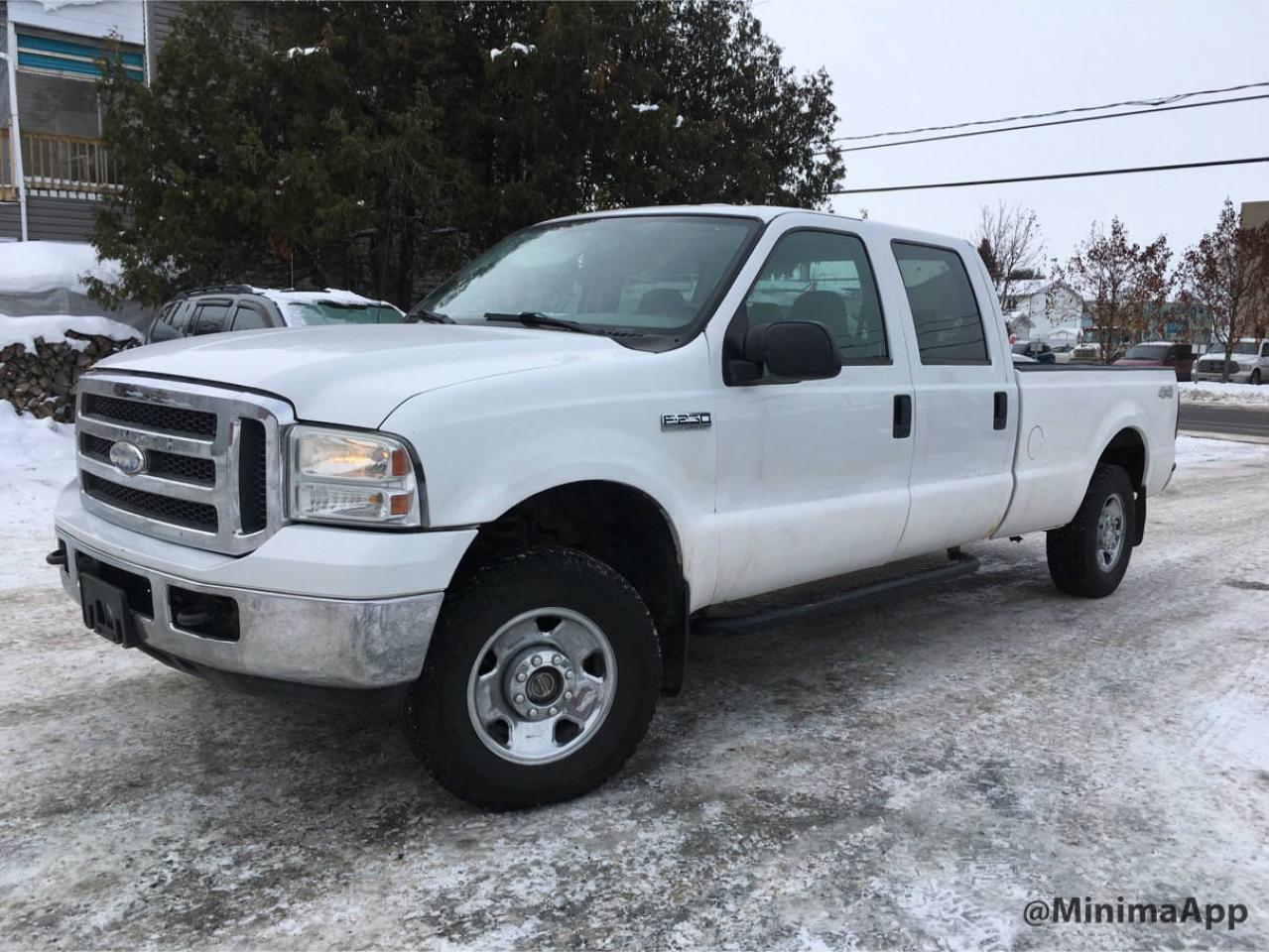 Used 2005 Ford F-250 xlt, 4wd, boite 8 pieds,financement 100% for sale in Drummondville, QC