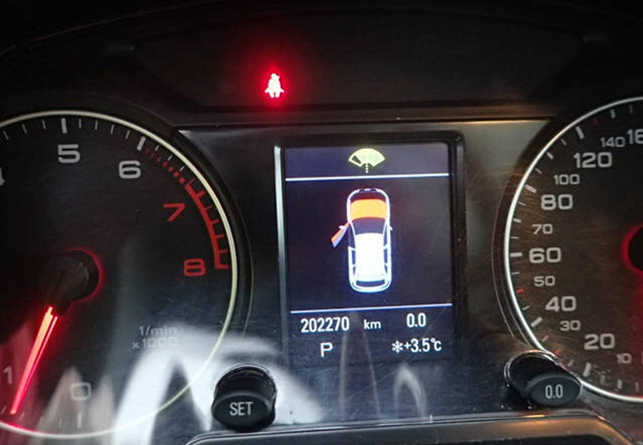 651286.11399372
