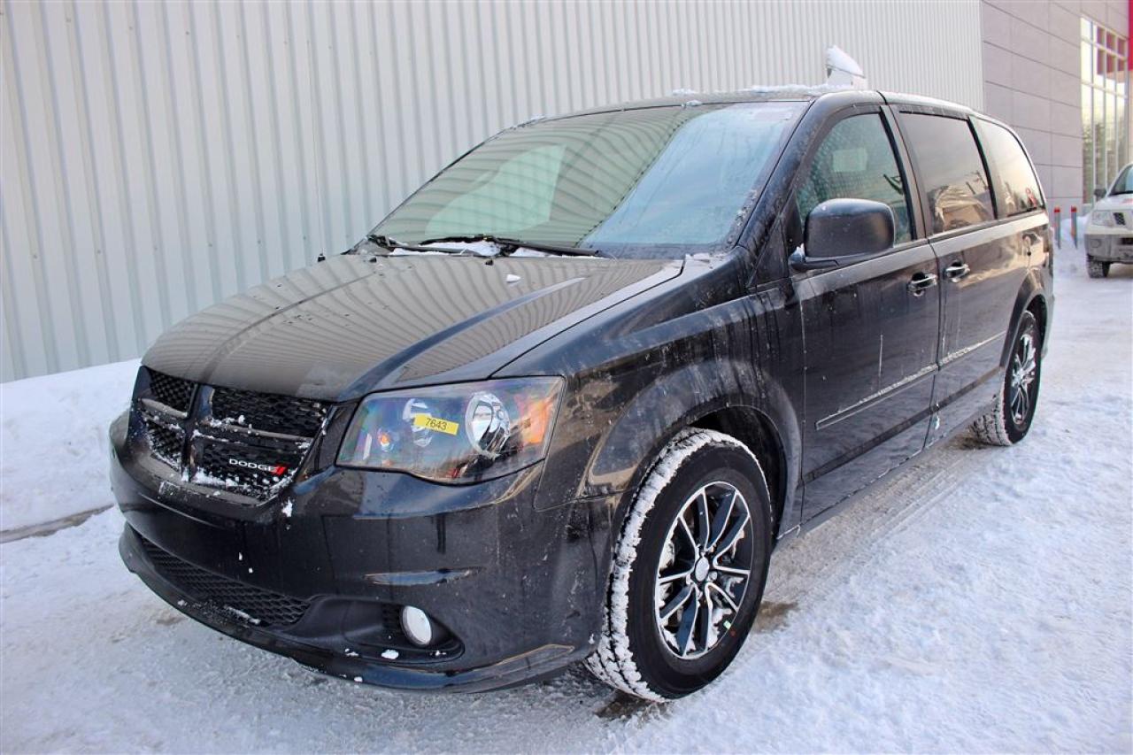 Used 2017 Dodge Grand Caravan Blacktop Stow&go for sale in Mirabel, QC