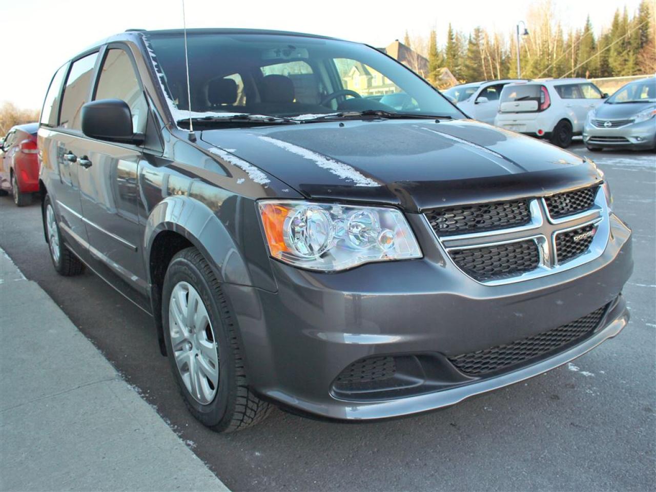 Used 2017 Dodge Grand Caravan Sxt Stow&go for sale in Mirabel, QC