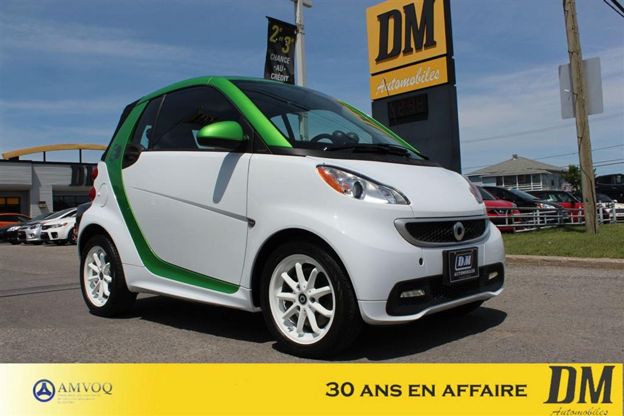 <a href=https://www.dmautos.ca/occasion/Smart-Fortwo-2014.html>https://www.dmautos.ca/occasion/Smart-Fortwo-2014.html</a>

*** AUCUN FRAIS ADDITIONNEL*** NAVIGATION, ENSEMBLE DE MAGS BLANCS, SIÈGES CHAUFFANTS, AUTOMATIQUE, VITRES ÉLECTRIQUES, TOIT ÉLECTRIQUE, ÉLIGIBLE RABAIS GOUVERNEMENTAL DE 4000$ TX INC. *** EXPIRE 31 MARS 2018 *** CERTAINE CONDITION SAPPLIQUE ET BIEN PLUS ENCORE...Pourquoi choisir DM Automobiles :     - Plus de 29 ans en affaires  - Plus de 150 véhicules de haute qualité en inventaire  - Rapport Carproof  - Financement facile et rapide  - Service après-vente hors pair  - $$$ Maximum pour votre échange $$$
