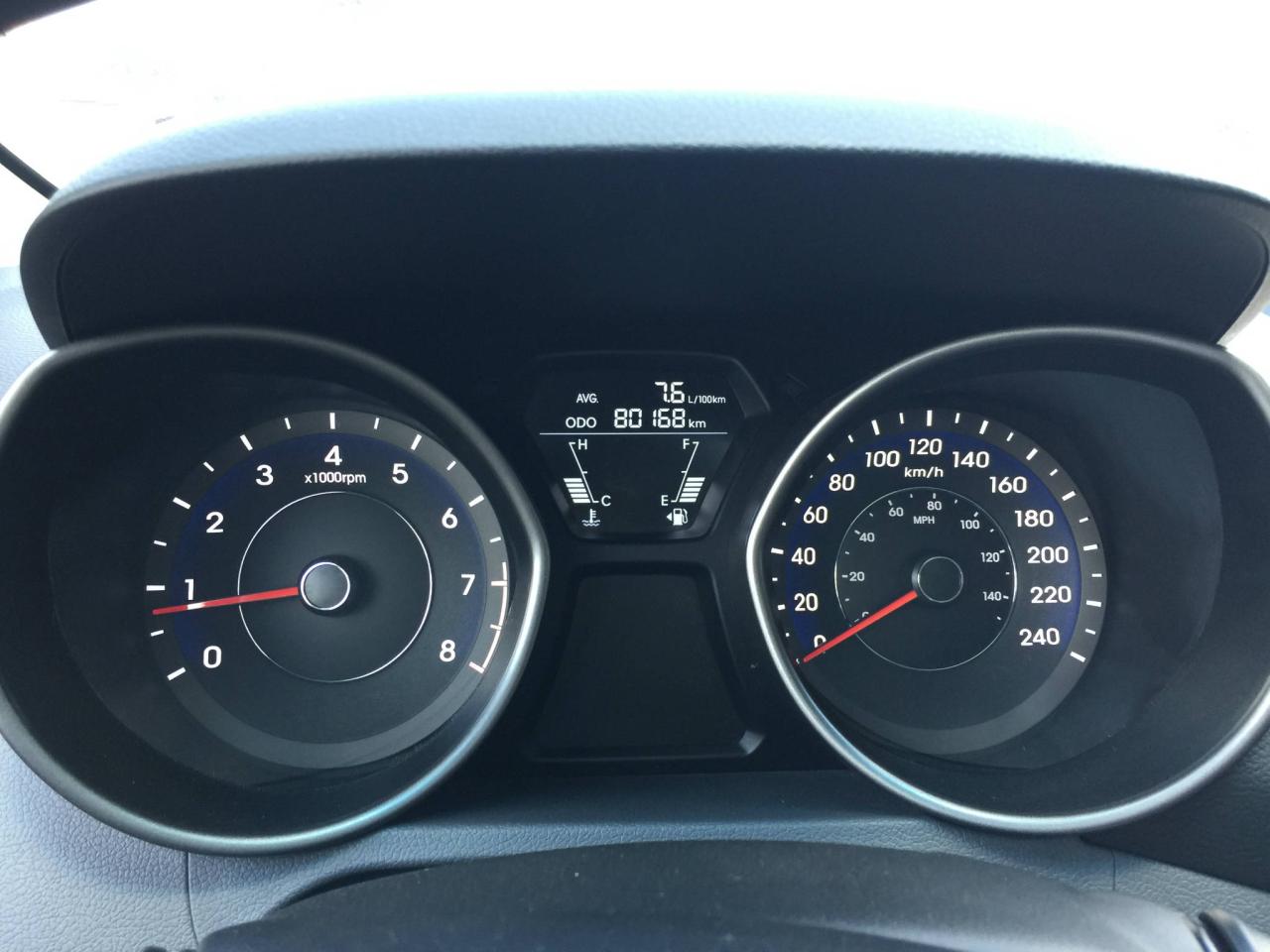 651585