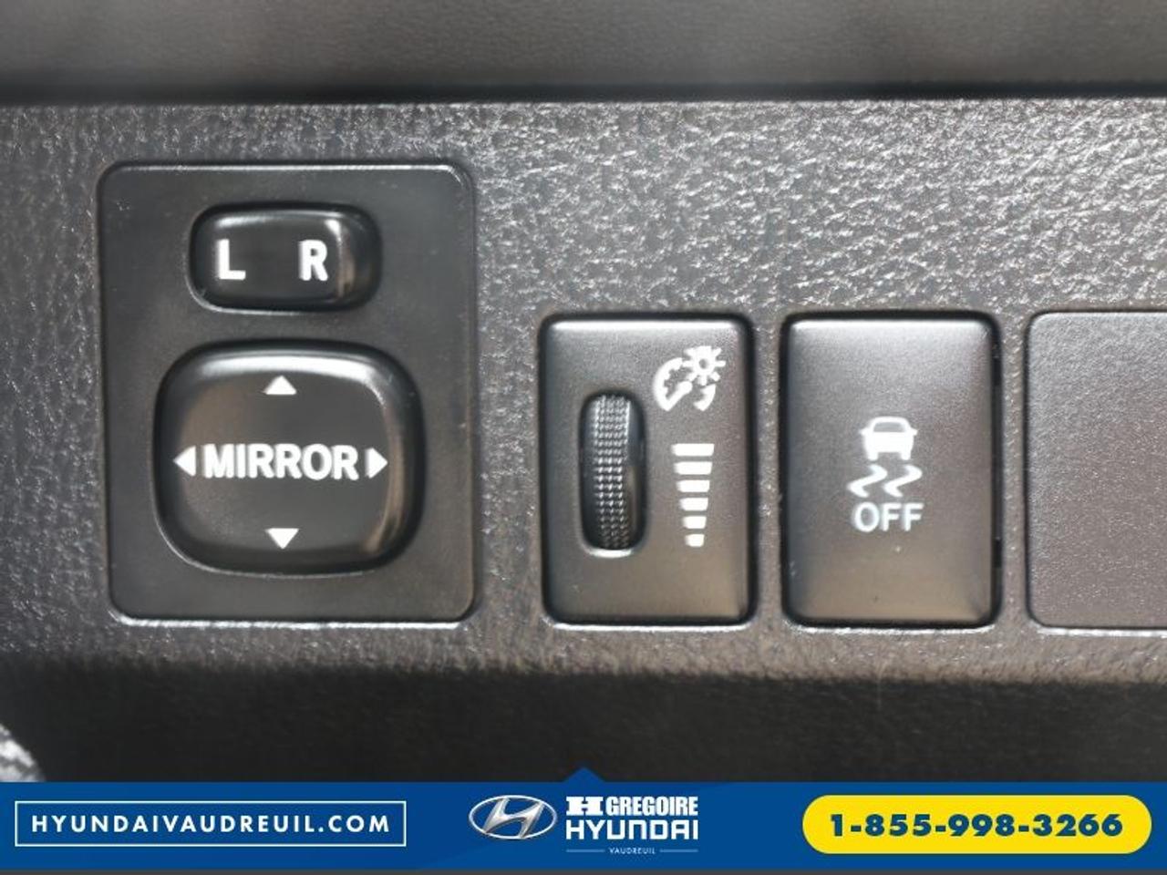 651601.11406738
