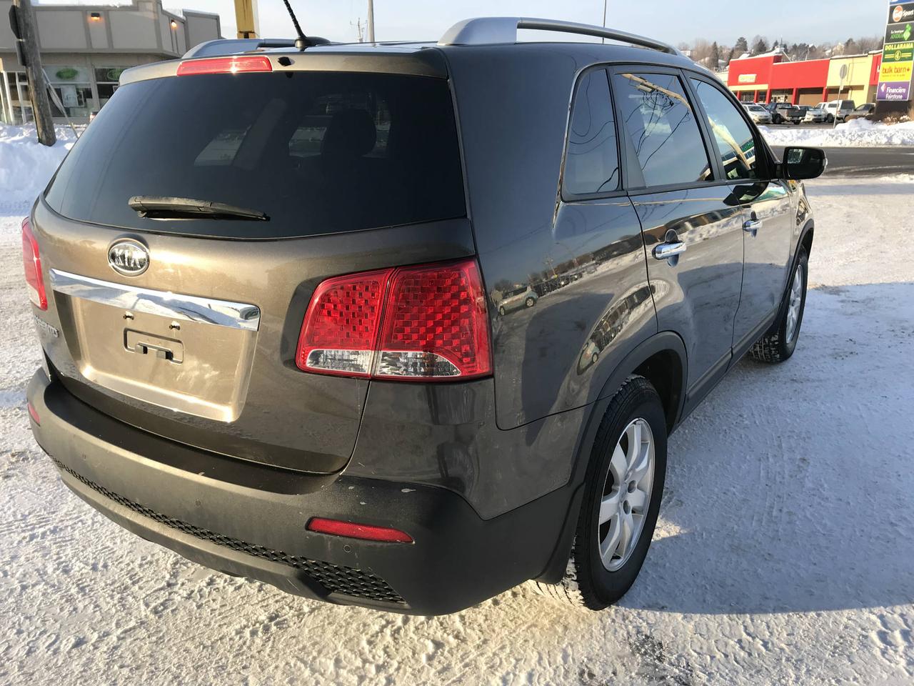 651641.11407635