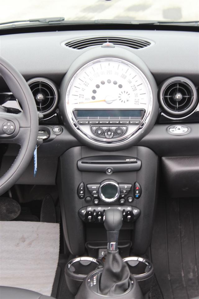 651664.11408303