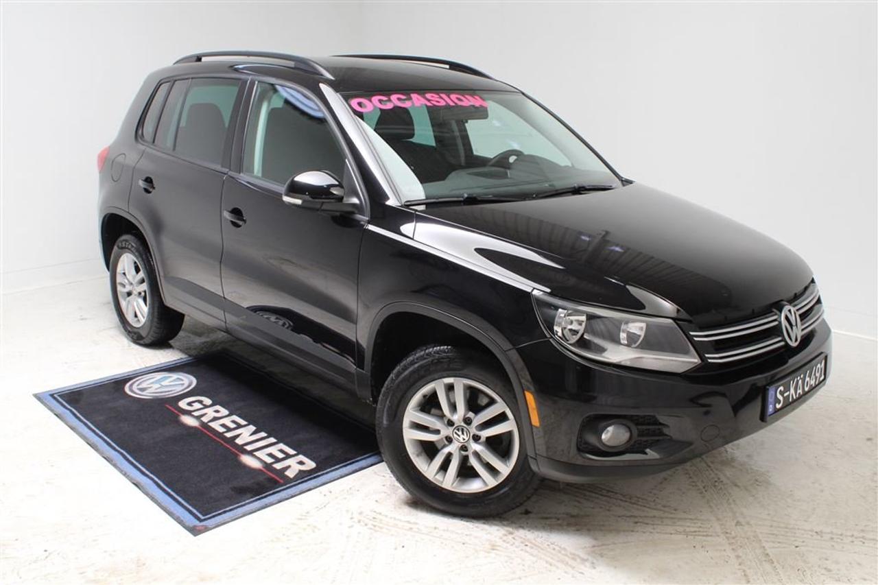 <a href=https://www.autoaubaine.com/Volkswagen-Tiguan-c7026591.html>https://www.autoaubaine.com/Volkswagen-Tiguan-c7026591.html</a>

Volkswagen Tiguan BLUETOOTH+AUT+SI?GES CHAUFFANTS  2014Régulateur de vitesse, Essuie-glaces intermittents, Anti-démarreur, Freins ABS, Contrôle de stabilité, Coussin gonflable conducteur, Coussins gonflables latéraux, Lecteur CD, Lecteur MP3, Volant ajustable, Tapis protecteurs, Rétroviseur électrique, Direction assistée, Rétroviseurs chauffants, Coussins gonflables arrière pour la tête, Siège conducteur - soutien lombaire, Siège passager - soutien lombaire, Freins à disque, Antipatinage, Phares antibrouillards, Verrous de sécurité pour enfants, Système de surveillance de la pression des pneus, Sièges baquets, Cache bagages, Aluminium, Climatisation