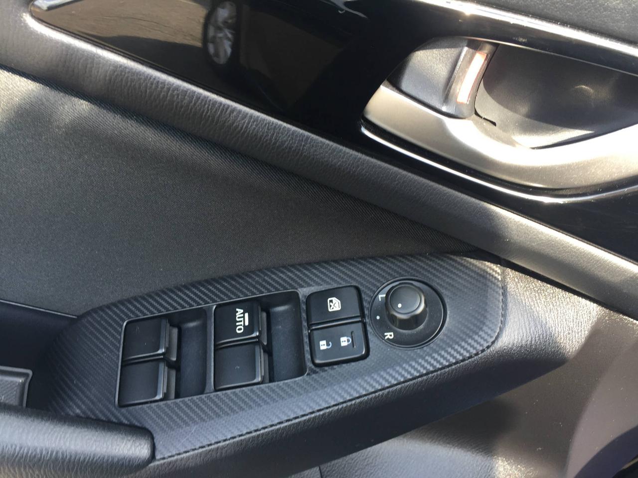 651703.11409235