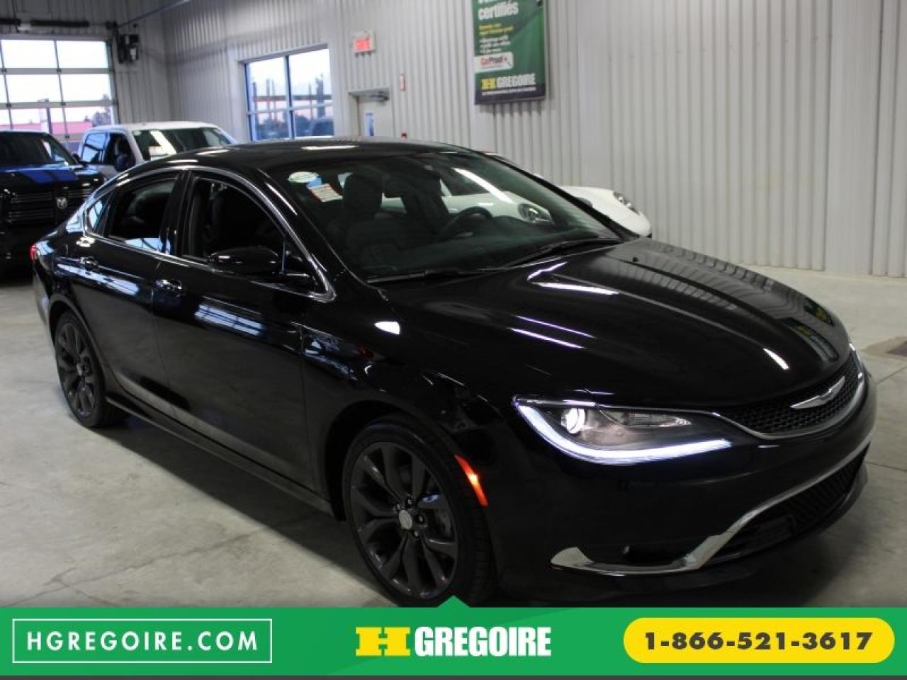 Used 2016 Chrysler 200 C CUIR-TOIT-OUVRANT for sale in St-Léonard, QC
