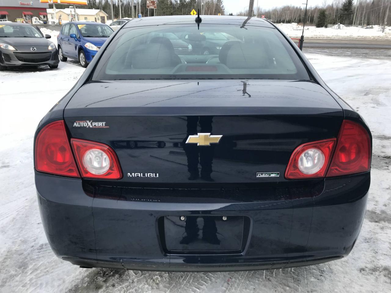 651783