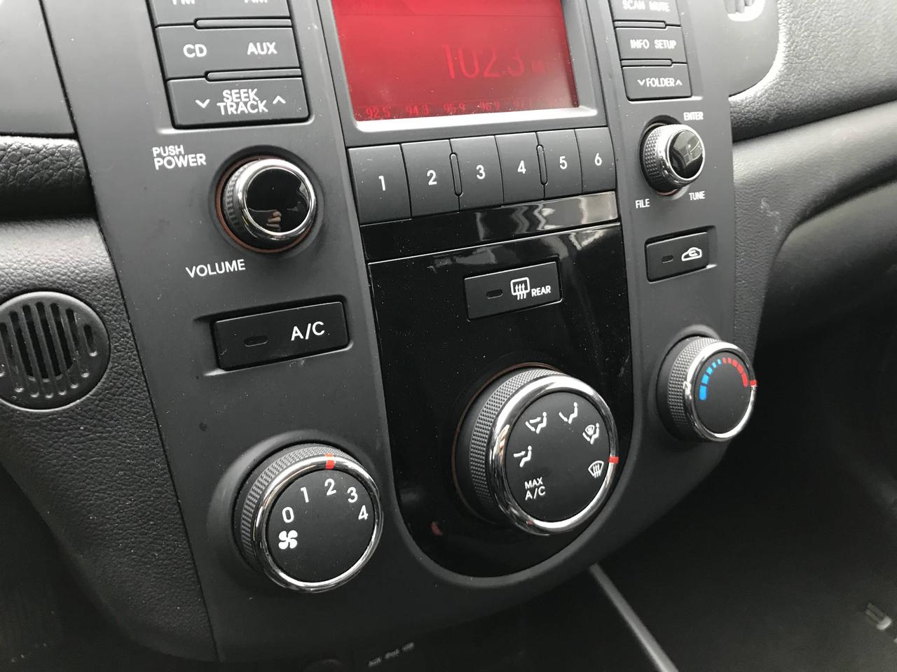 651842.11412732