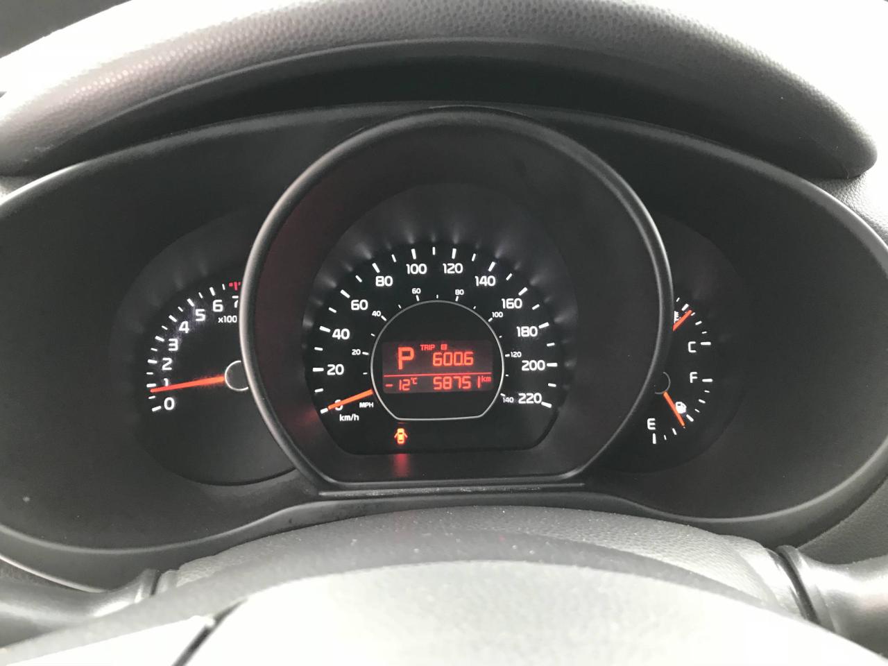 651900