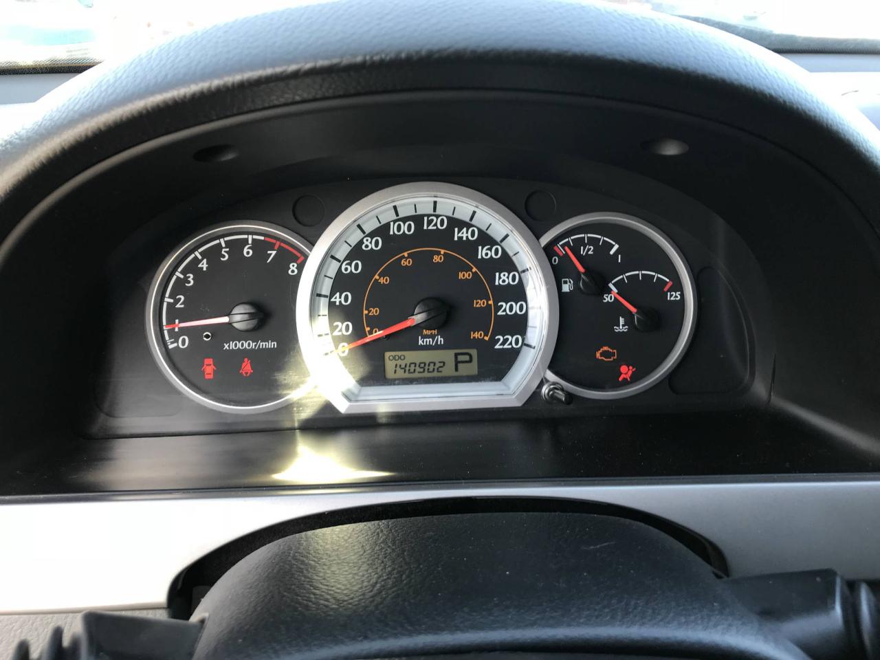651923