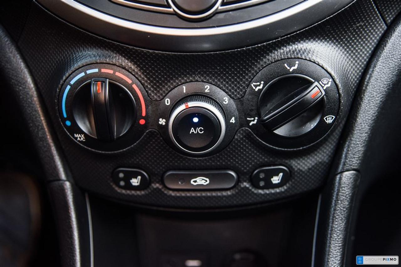 651969.11415685