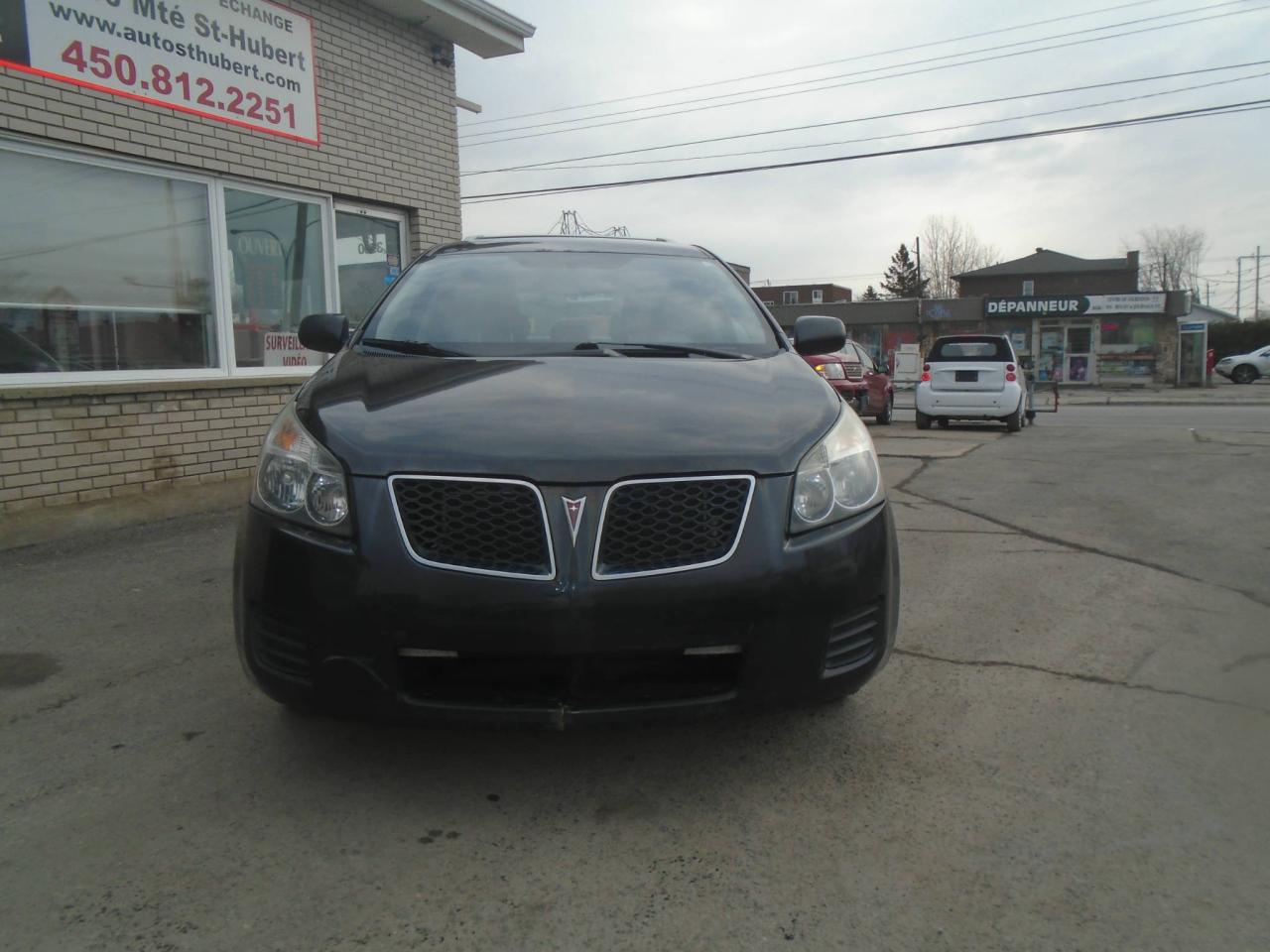 Used 2009 Pontiac Vibe Auto A/C for sale in St-Hubert, QC