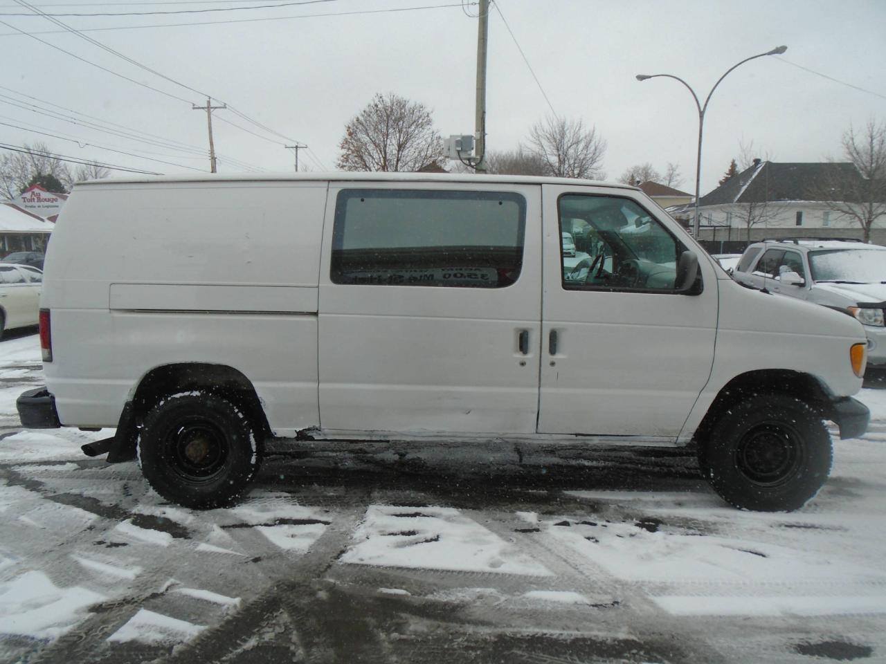 652073
