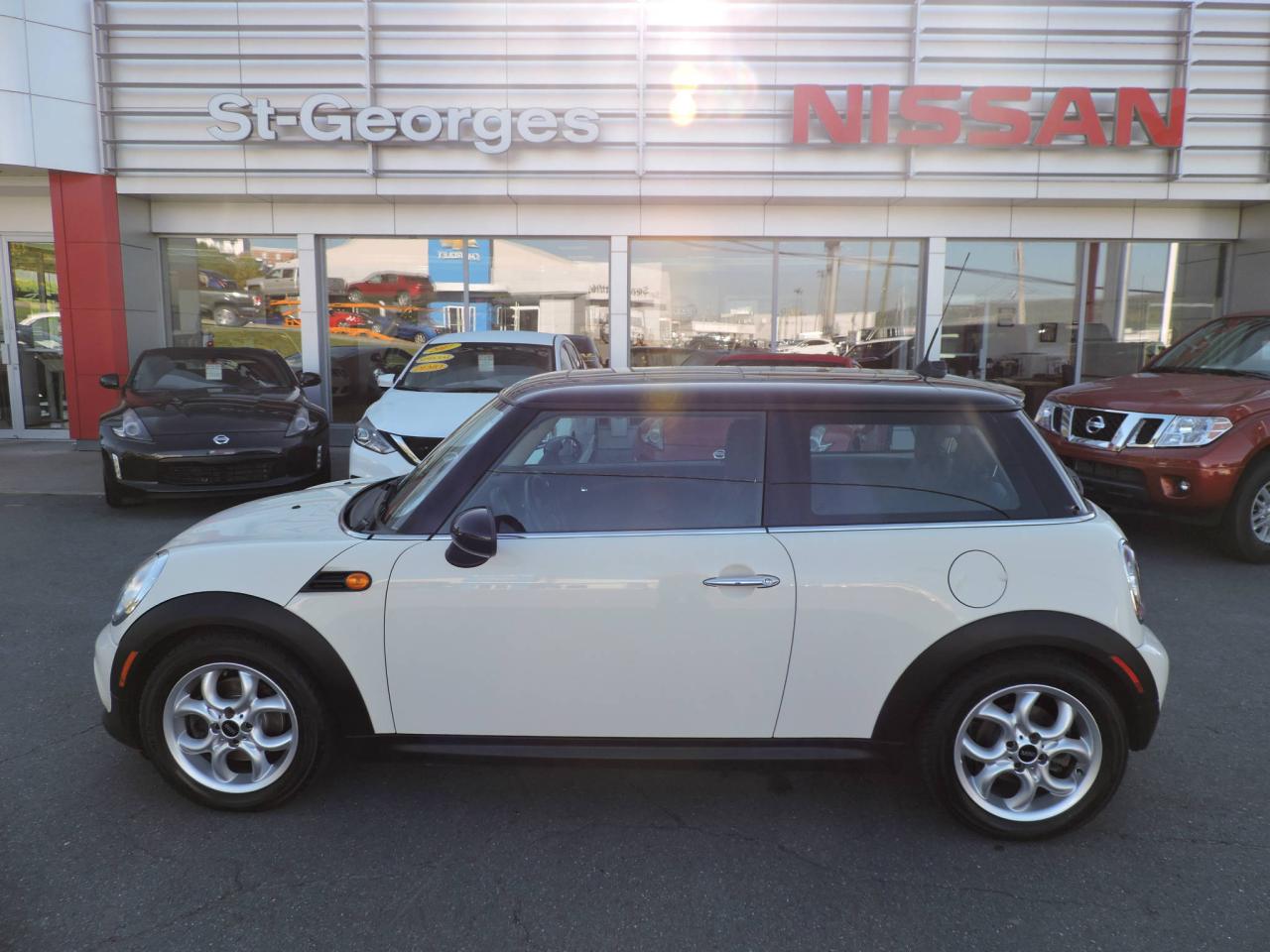 Used 2013 Mini Cooper Coupé 2 portes Knightsbridge Classic for sale in St-Georges, QC
