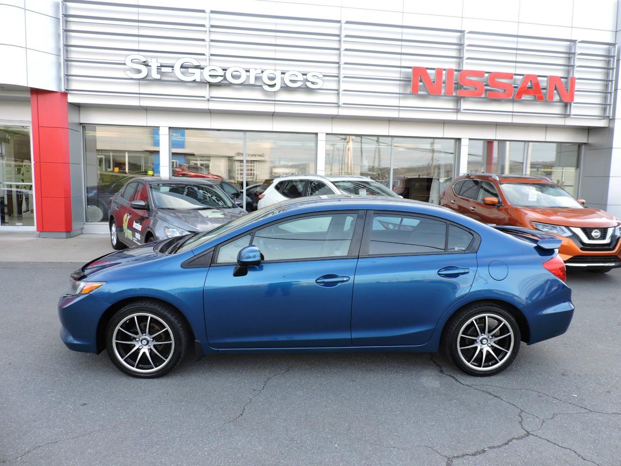 Used 2012 Honda Civic 4 portes, boîte manuelle, LX for sale in St-Georges, QC