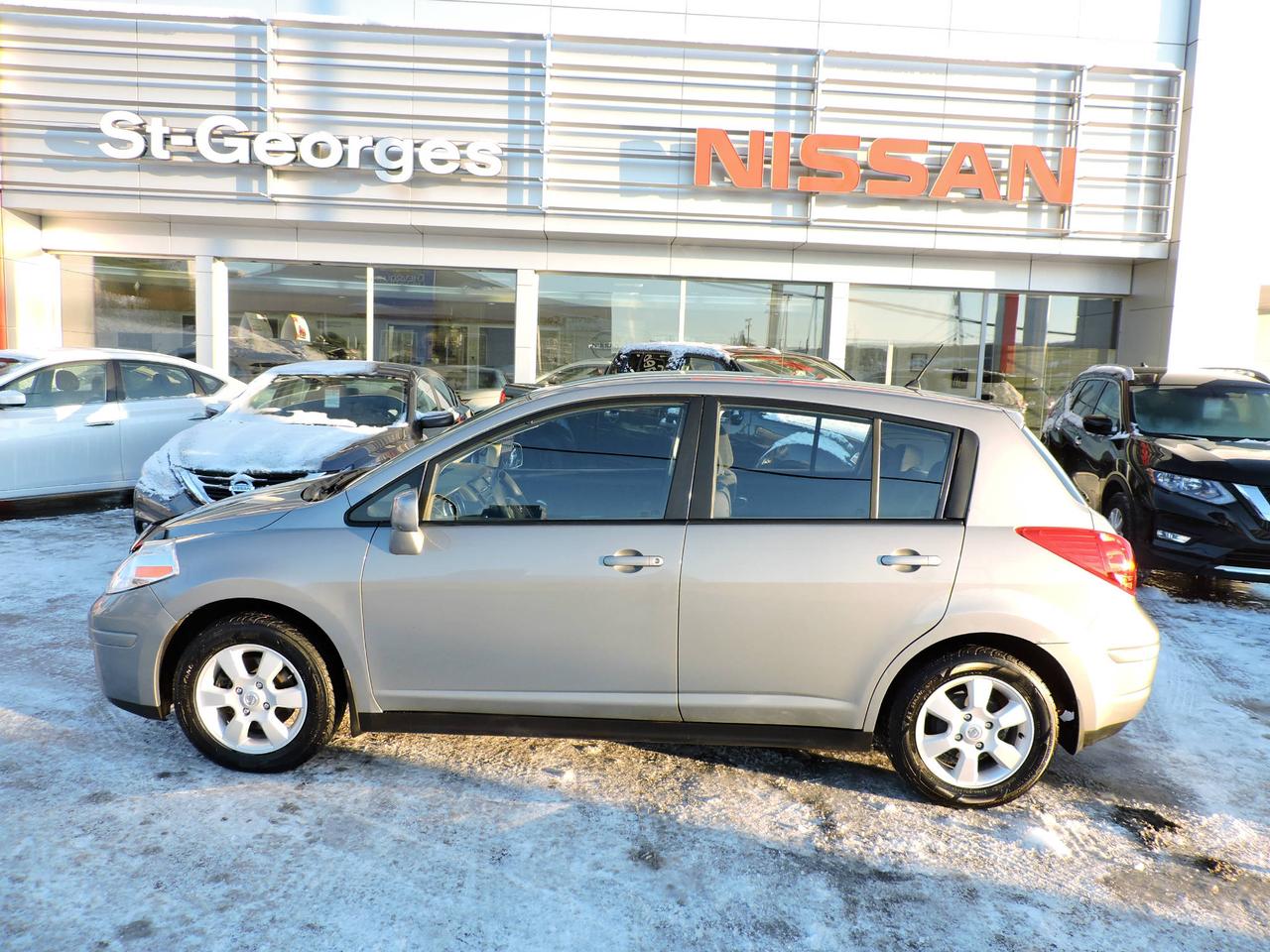 <a href=https://www.stgnissan.com/occasion/Nissan-Versa-2008.html>https://www.stgnissan.com/occasion/Nissan-Versa-2008.html</a>

Automatique / Jantes / Climatiseur / Déflecteur de capot / Groupe électrique et beaucoup plus
Rapport Dhistorique CarProof disponible !
Financement et immatriculation disponible sur place !
Maintenant contactez nous sans frais au 1866 228 9700
OU
Venez nous voir au 
550 90 ieme rue St-Georges G5Y  3L2
St-Georgrs Nissan une histoire de service !