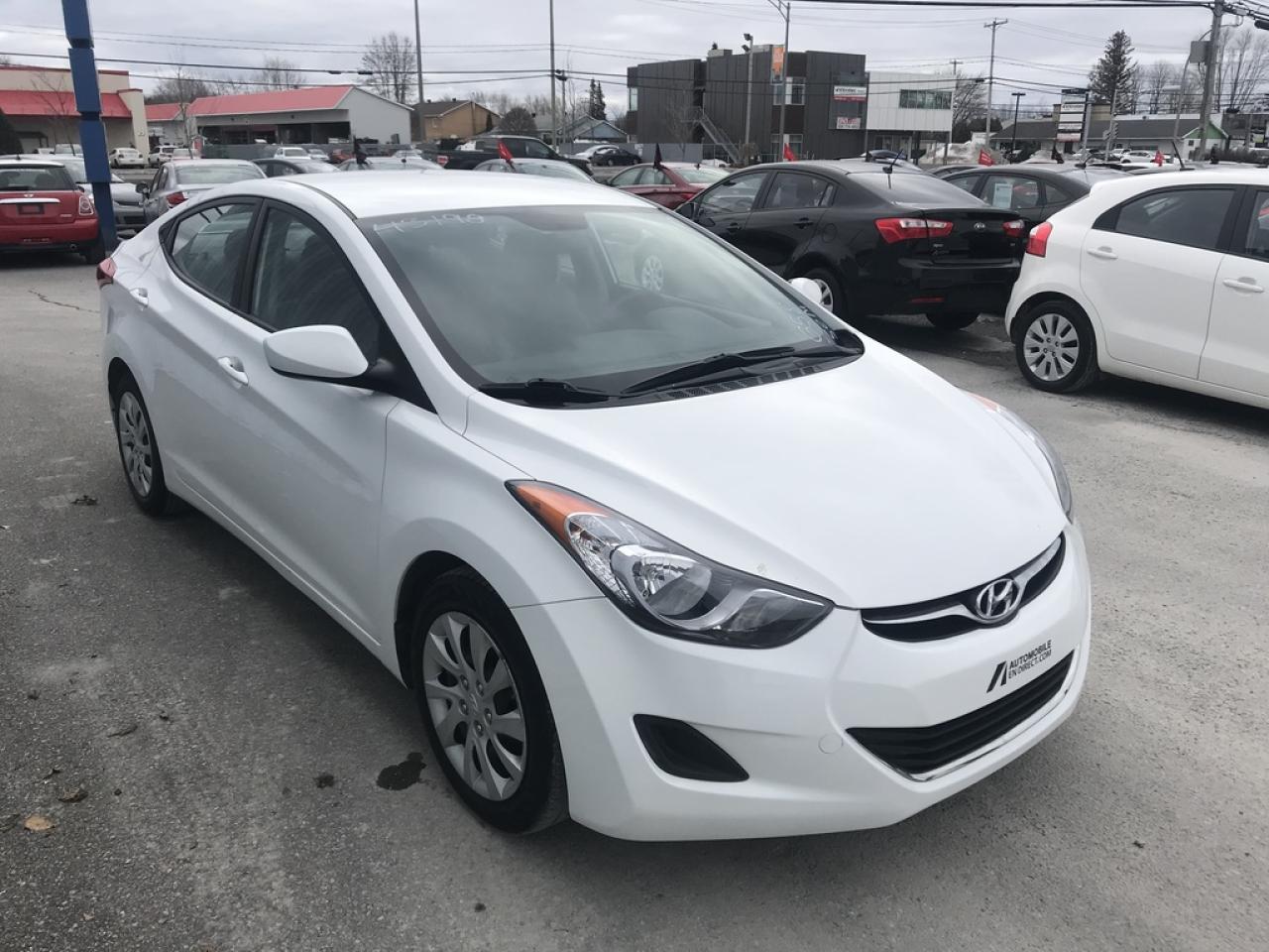 Used 2013 Hyundai Elantra 4dr Sdn Gl Ac for sale in Île-Perrot, QC