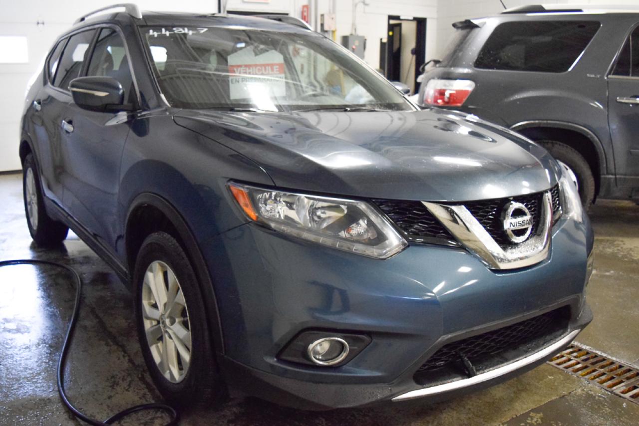 Used 2014 Nissan Rogue Sv Ac Mags Toit Pano for sale in Île-Perrot, QC