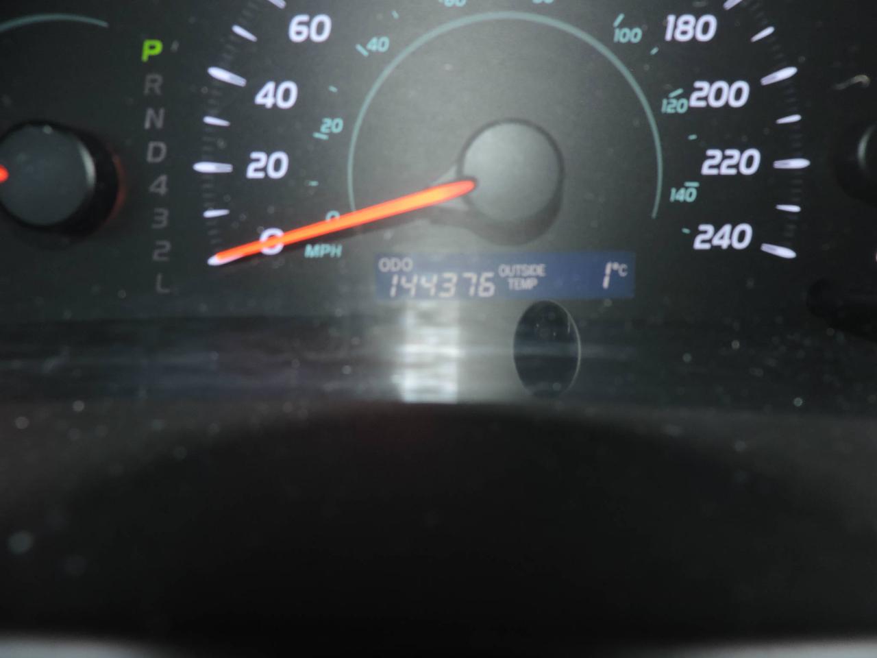 652243