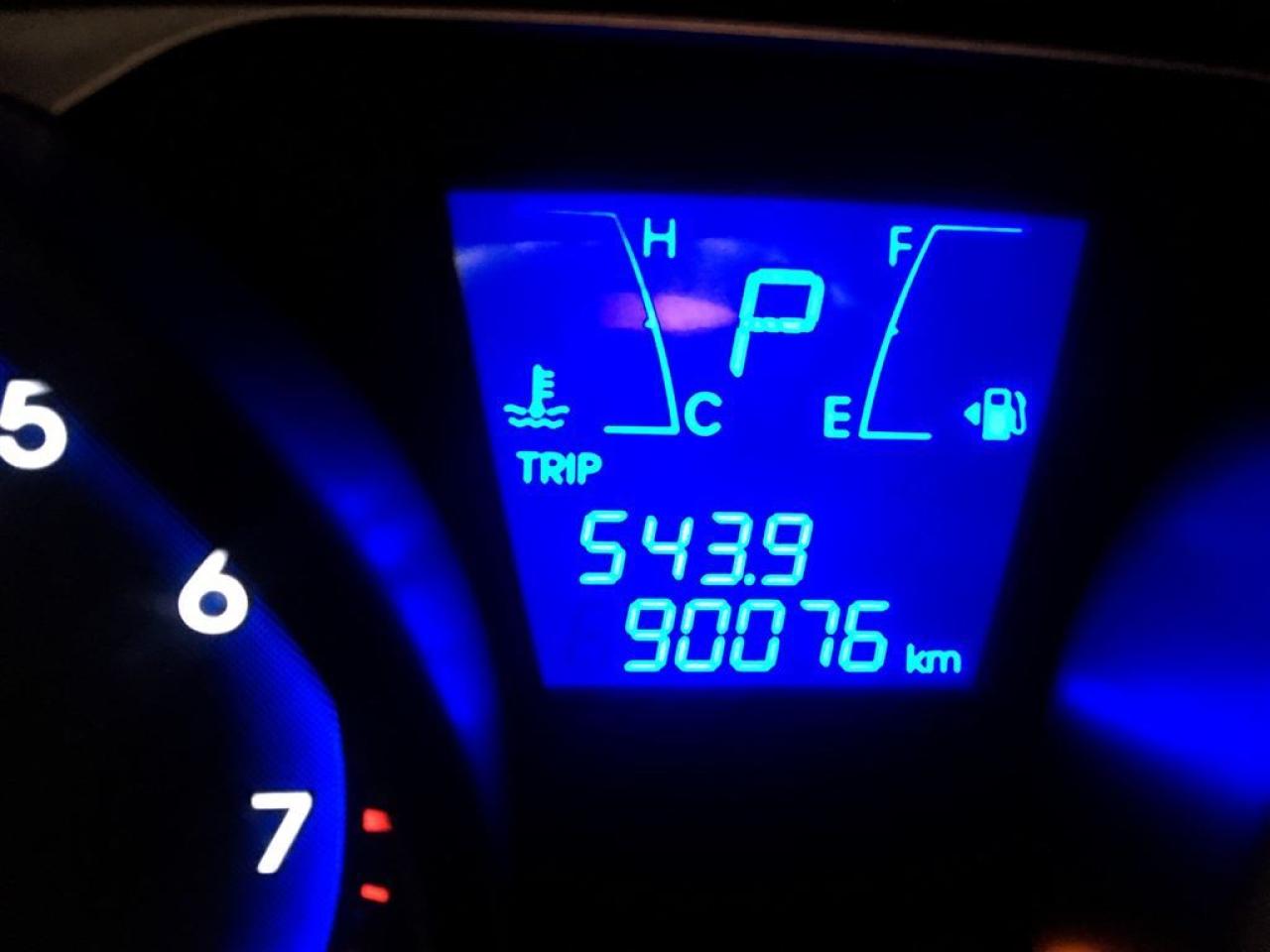 652283