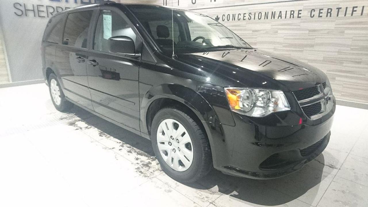 <a href=https://www.hyundaisherbrooke.com/occasion/Dodge-Grand_Caravan-2016.html>https://www.hyundaisherbrooke.com/occasion/Dodge-Grand_Caravan-2016.html</a>

SXT + STOWN GO + AIR CLIMATISÉ + CRUISE CONTROL + GROUPE ÉLECTRIQUE + V6 3.6 CAPACITÉ DE REMORQUAGE DE 3600 LIVRES + CD/AUXILIAIRE + RAILS AU TOIT + JAMAIS ACCIDENTÉ (CARPROOF À LAPPUI)    NOUS REPRENONS TOUS LES VÉHICULES EN ÉCHANGE! SPÉCIALISTE EN 1ÈRE, 2ÈME ET 3ÈME CHANCE AU CRÉDIT! COMMUNIQUEZ AU 819-562-1700 POUR UN ESSAI ROUTIER OU POUR DES RENSEIGNEMENTS SUPPLÉMENTAIRES !!!
