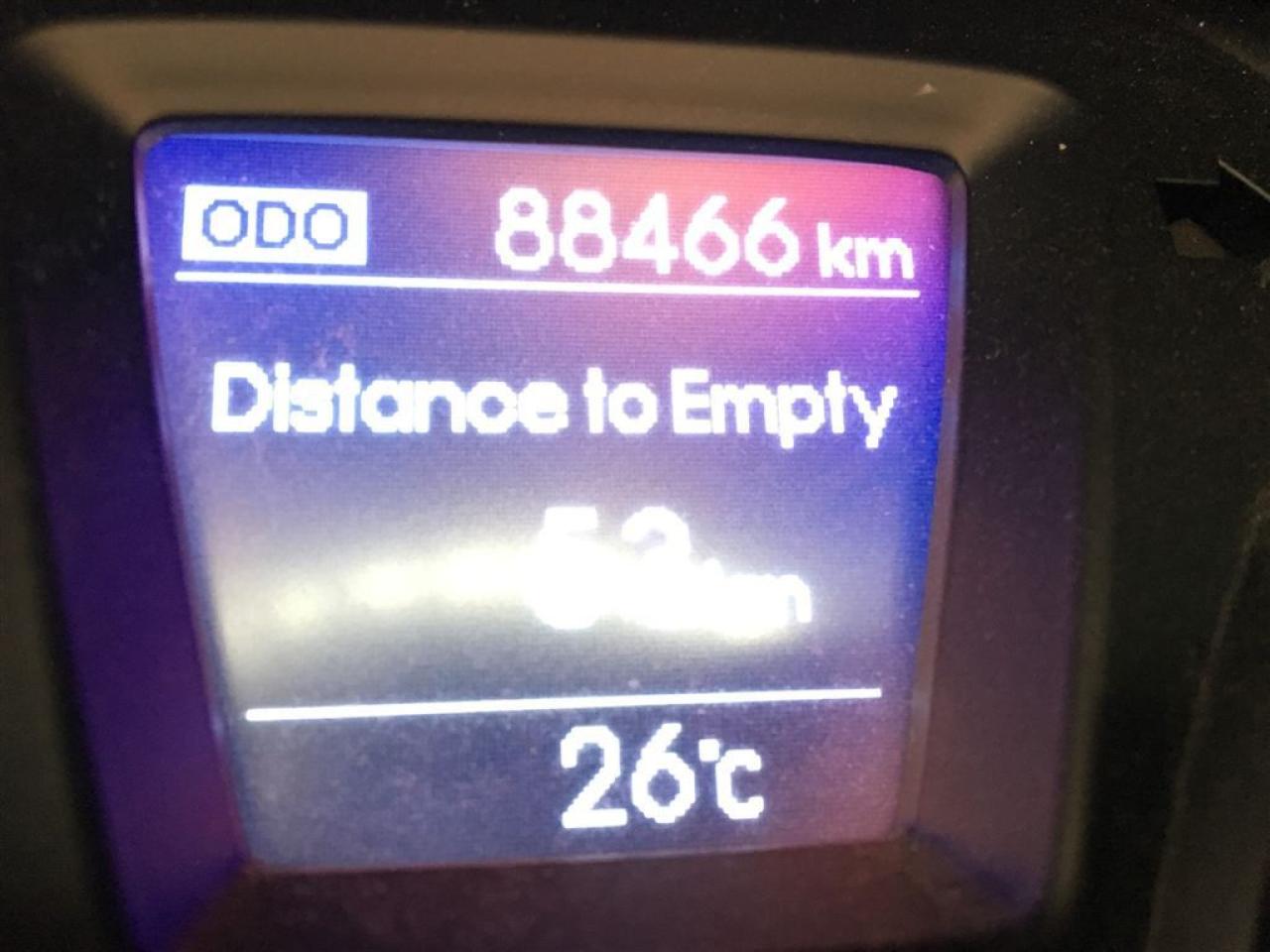 652323