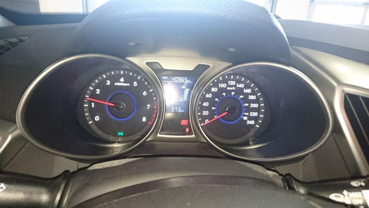 652328