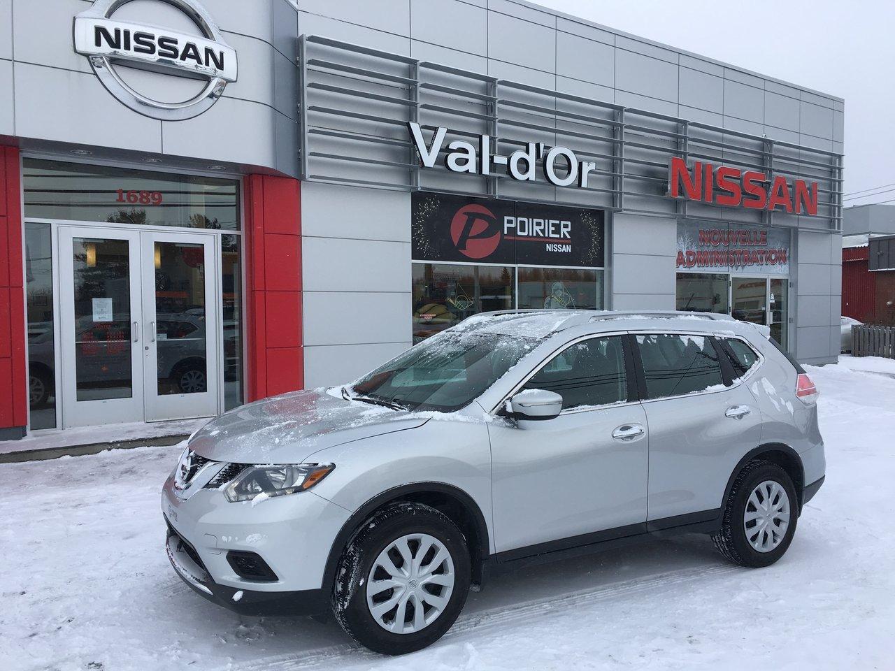 Used 2014 Nissan Rogue S for sale in Val-D'or, QC