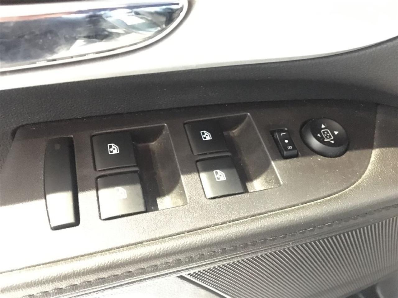 652387