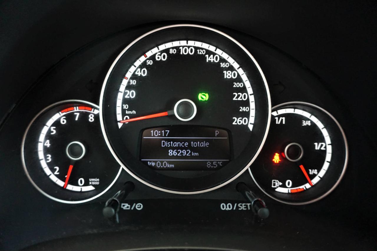 652393