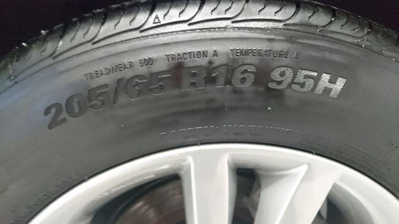 652399