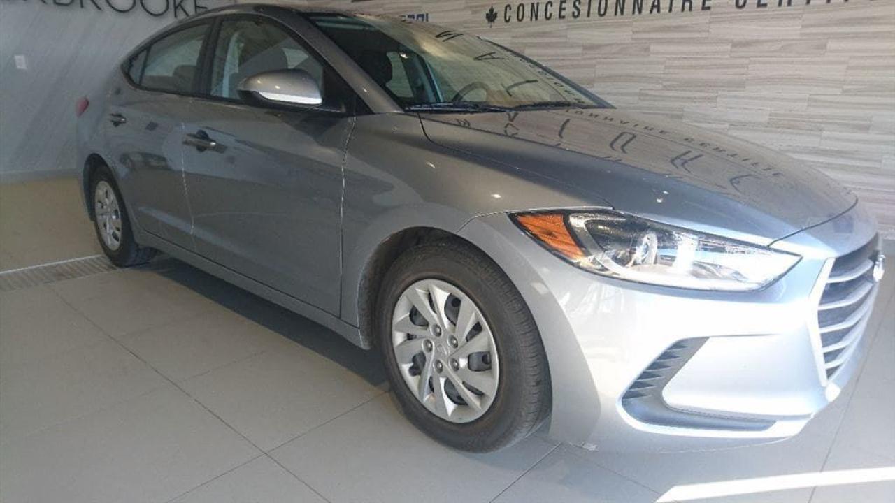 Used 2017 Hyundai Elantra Le + A/c + Grp for sale in Sherbrooke, QC