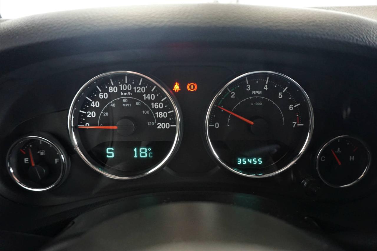 652412