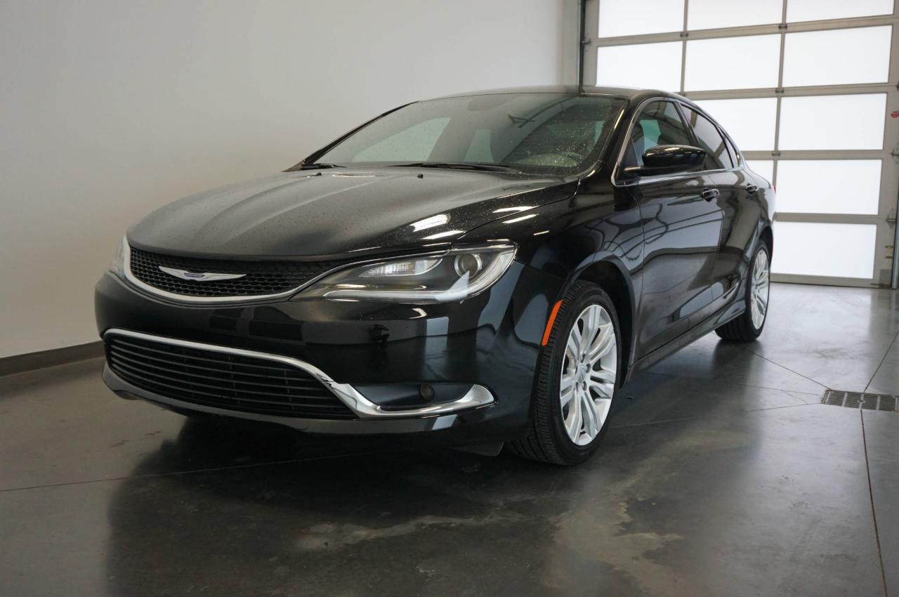 Used 2016 Chrysler 200 LIMITED+ECRAN 8.4,CAM RECUL+TOIT+MAGS for sale in St-Jean-Sur-Richelieu, QC