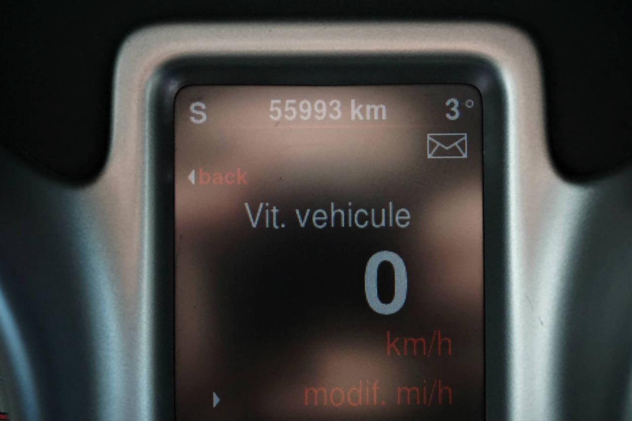 652460