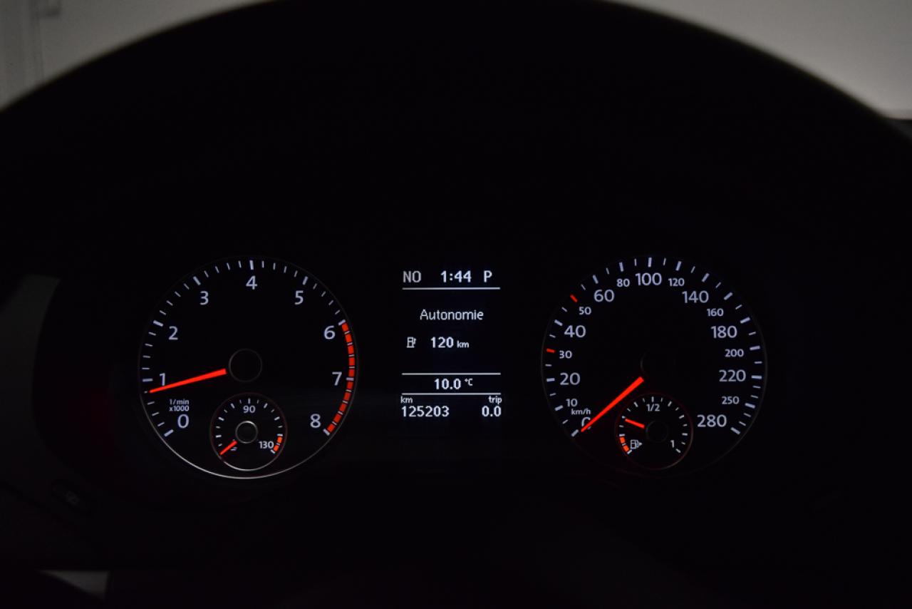 652469