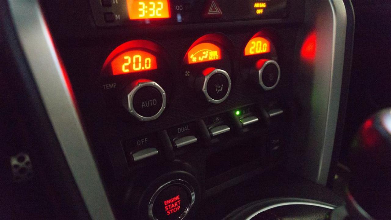 652492