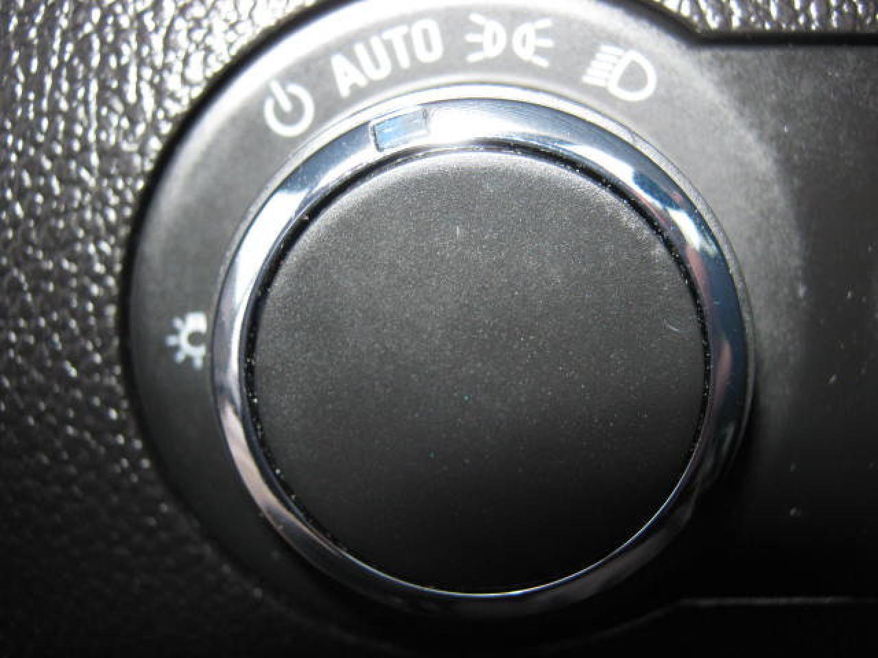 652567