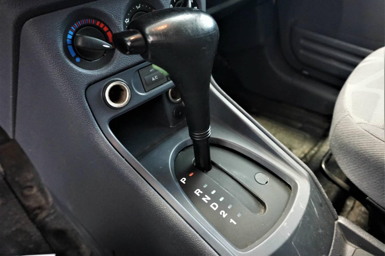 652593