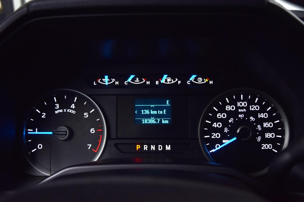 652700