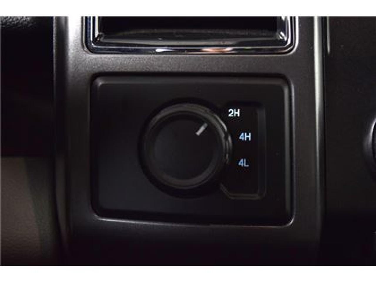 652700