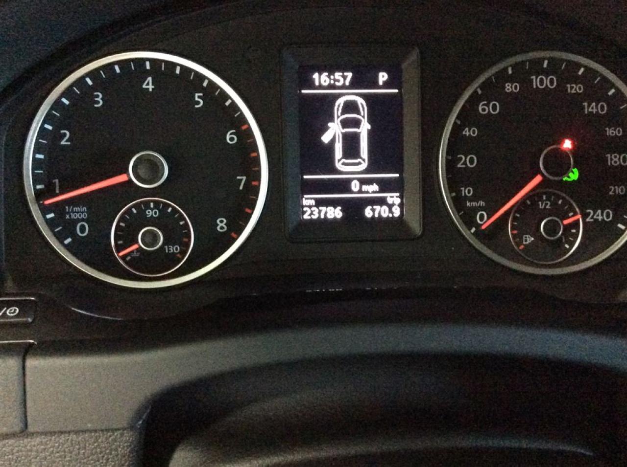 652825