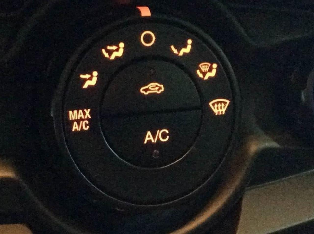 652831